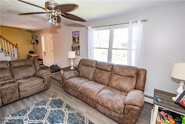 61 Ravena Avenue, East Providence, RI 02915