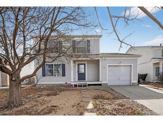 15852 E 48th Pl, Denver, CO 80239