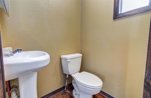 663 and 667 Road 5252, Cleveland, TX 77327