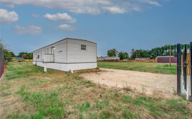 663 and 667 Road 5252, Cleveland, TX 77327