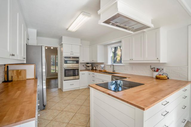 9507 Godstone Lane, Spring, TX 77379