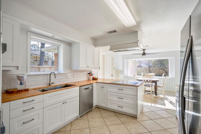 9507 Godstone Lane, Spring, TX 77379