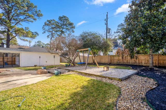 9507 Godstone Lane, Spring, TX 77379