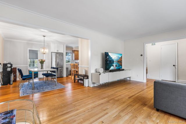 29 West Street, White Plains, NY 10605