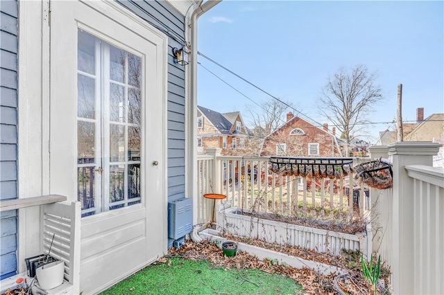 21 Elton Street 3, Providence, RI 02906