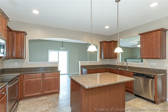 1430 Vandenberg Drive, Fayetteville, NC 28312