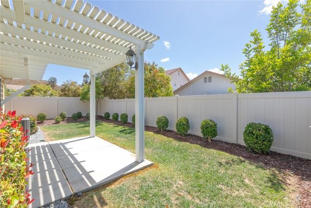 38121 SUMMER RIDGE Drive, Murrieta, CA 92563