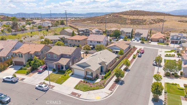 38121 SUMMER RIDGE Drive, Murrieta, CA 92563