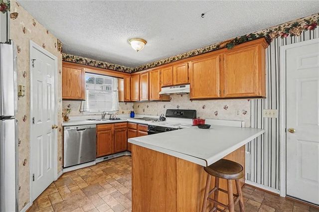 2161 Lakeway Drive, Dacula, GA 30019