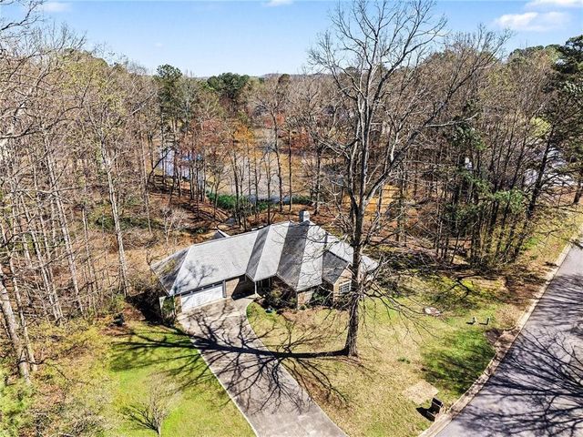 2161 Lakeway Drive, Dacula, GA 30019