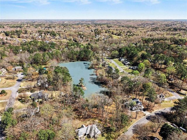 2161 Lakeway Drive, Dacula, GA 30019