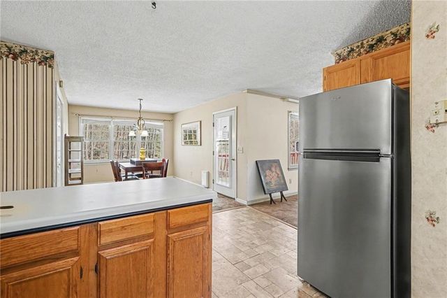 2161 Lakeway Drive, Dacula, GA 30019