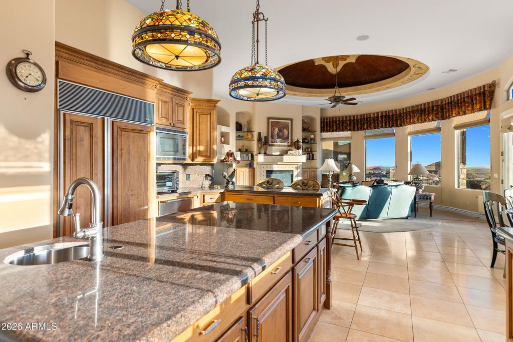 Image 25 of property listing at 1915 E MUIRWOOD Drive, Phoenix, AZ 85048