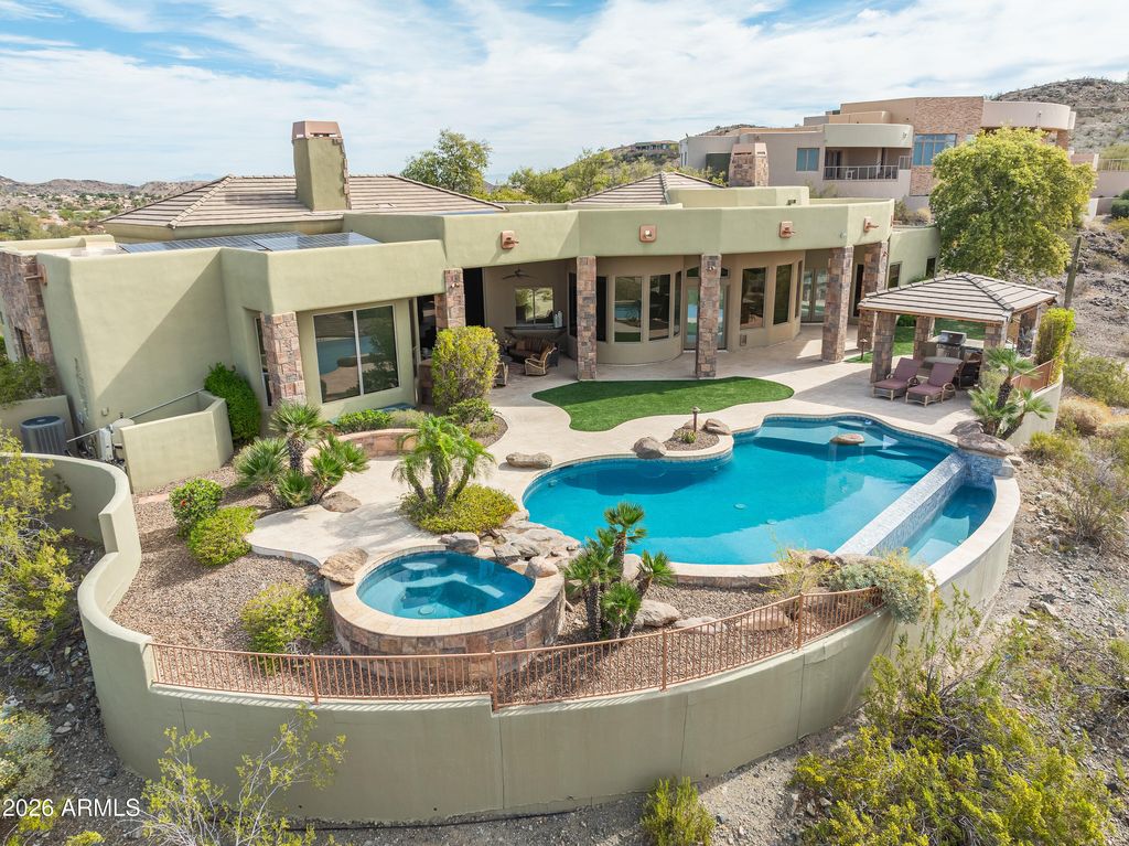 Image 41 of property listing at 1915 E MUIRWOOD Drive, Phoenix, AZ 85048