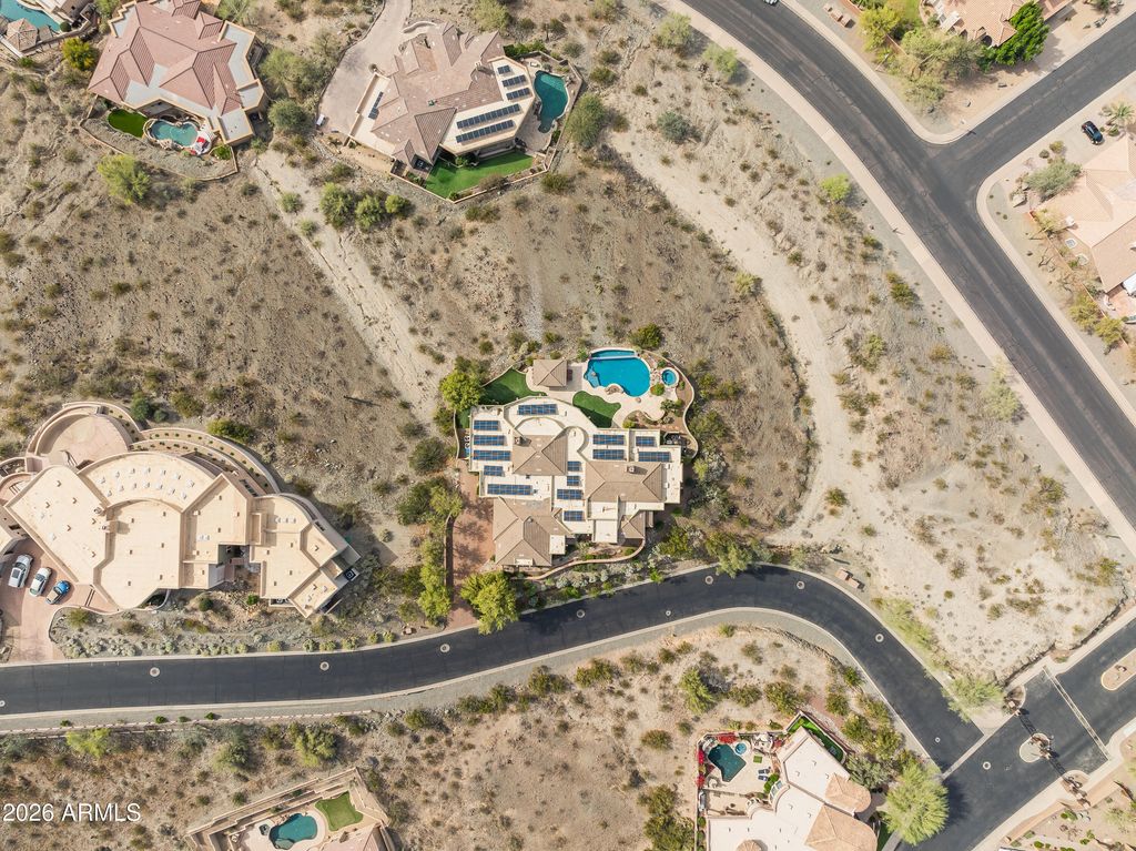 Image 45 of property listing at 1915 E MUIRWOOD Drive, Phoenix, AZ 85048