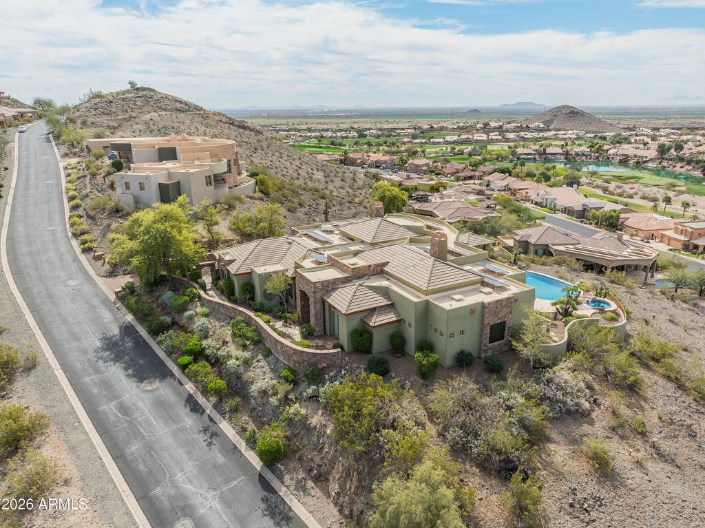 Image 47 of property listing at 1915 E MUIRWOOD Drive, Phoenix, AZ 85048