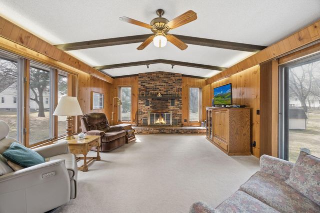 2740 Sherwood Road, Mounds View, MN 55112