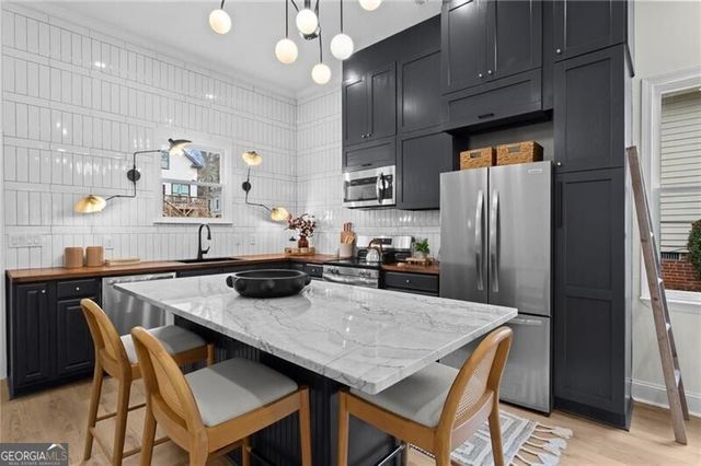 656 Shelton Avenue SW, Atlanta, GA 30310