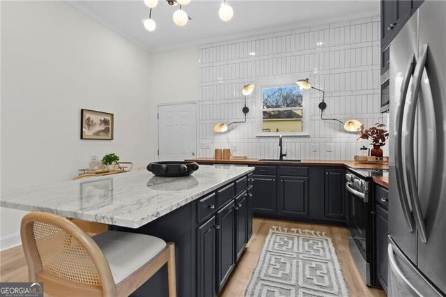 656 Shelton Avenue SW, Atlanta, GA 30310