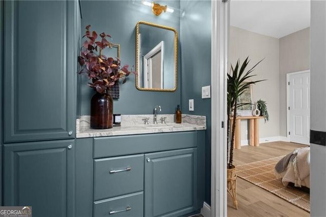 656 Shelton Avenue SW, Atlanta, GA 30310