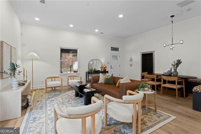 656 Shelton Avenue SW, Atlanta, GA 30310