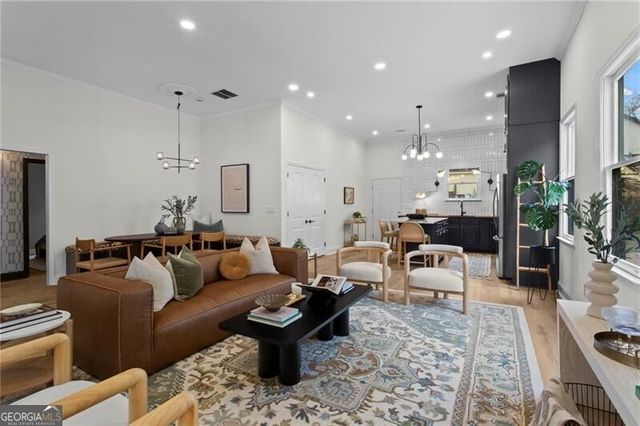 656 Shelton Avenue SW, Atlanta, GA 30310