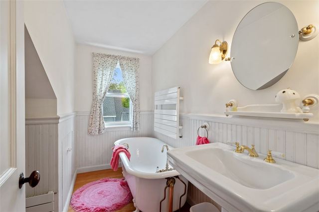 402 Maple Lane, Edgeworth, PA 15143