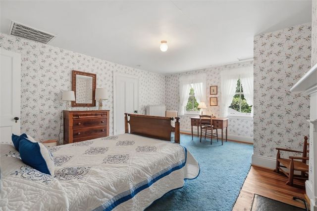 402 Maple Lane, Edgeworth, PA 15143
