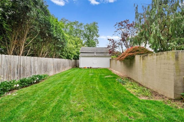 402 Maple Lane, Edgeworth, PA 15143