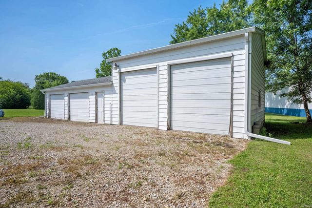 5808 W Jackson Street, Muncie, IN 47304