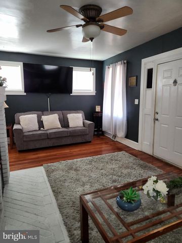 107 POPLAR AVE, Merchantville, NJ 08109