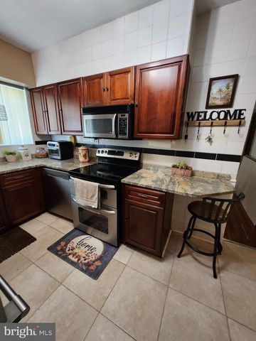 107 POPLAR AVE, Merchantville, NJ 08109