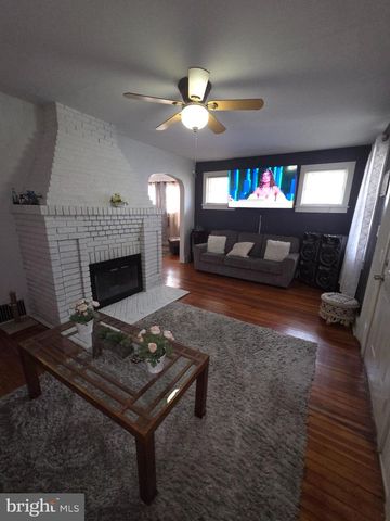 107 POPLAR AVE, Merchantville, NJ 08109