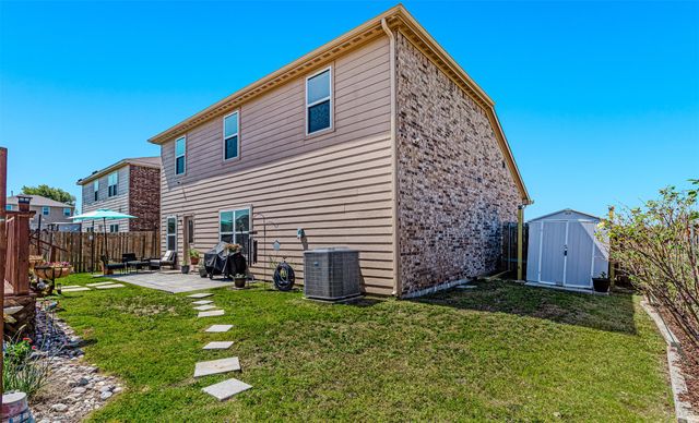 9460 Plum Court, Forney, TX 75126