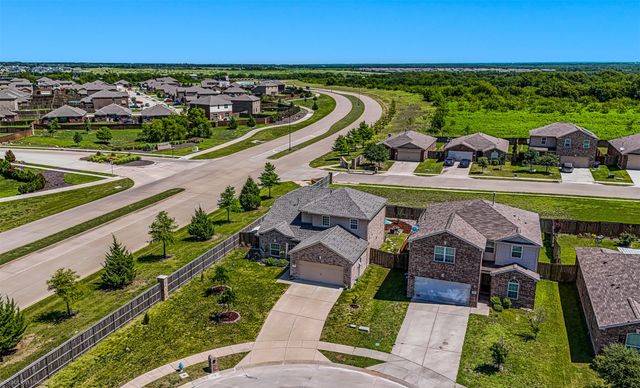 9460 Plum Court, Forney, TX 75126