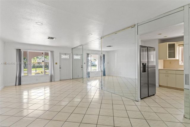 3521 NW 18th Pl, Lauderhill, FL 33311