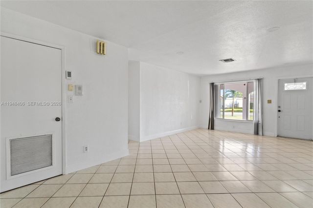 3521 NW 18th Pl, Lauderhill, FL 33311