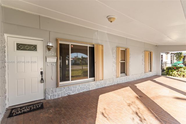 3521 NW 18th Pl, Lauderhill, FL 33311