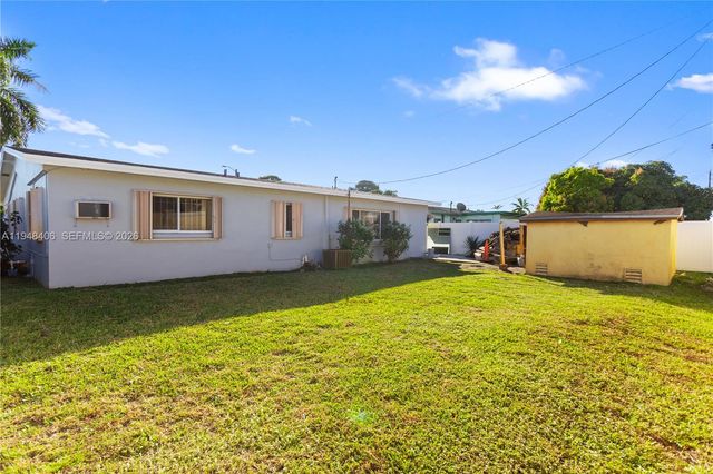 3521 NW 18th Pl, Lauderhill, FL 33311