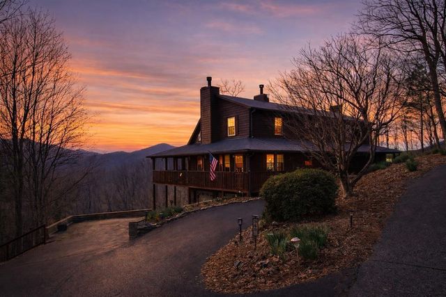 349 Moon Shadow View N, Blairsville, GA 30512