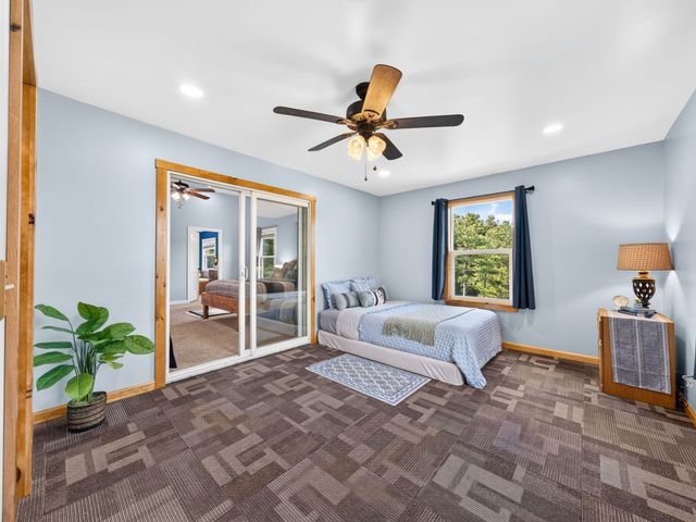 219 Zizka Dr, Sparta, TN 38583