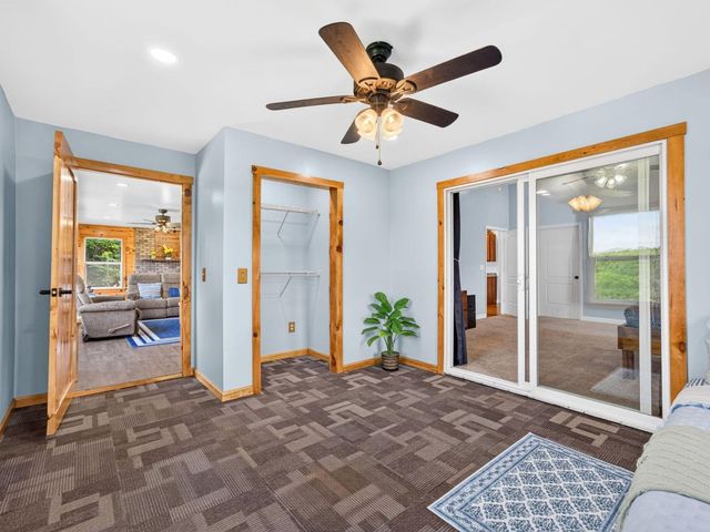 219 Zizka Dr, Sparta, TN 38583
