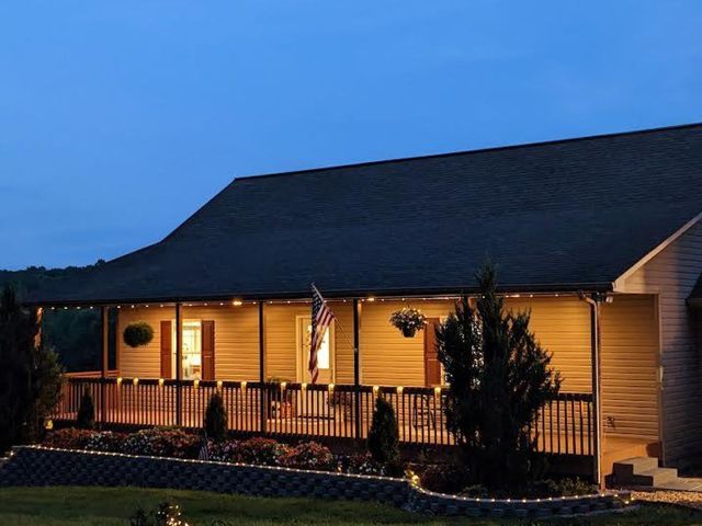 219 Zizka Dr, Sparta, TN 38583