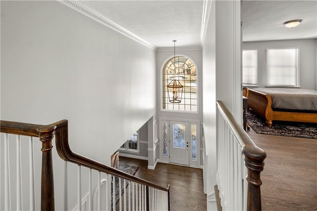 2333 Southampton Dr, Upper St Clair, PA 15241