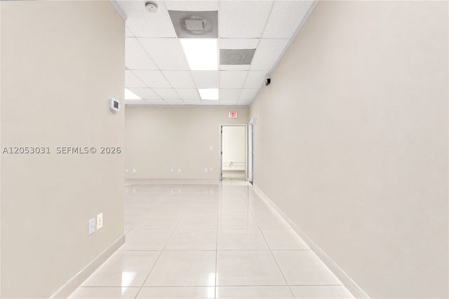 8125 NW 33rd St, Doral, FL 33122