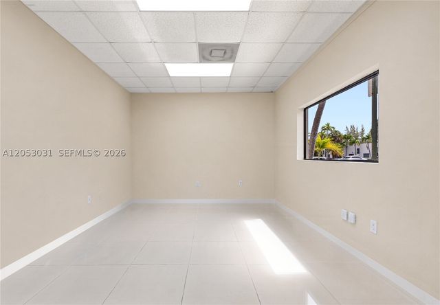 8125 NW 33rd St, Doral, FL 33122