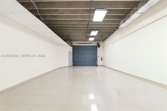 8125 NW 33rd St, Doral, FL 33122