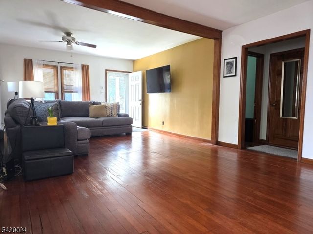 1108 Lower Ferry Rd, Ewing Twp., NJ 08618