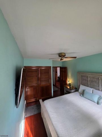 1108 Lower Ferry Rd, Ewing Twp., NJ 08618