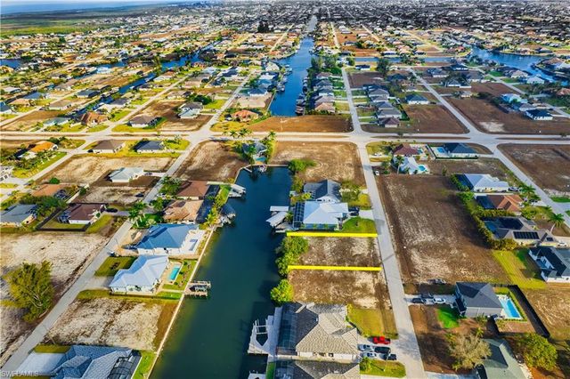 718 NW 37th PL, Cape Coral, FL 33993